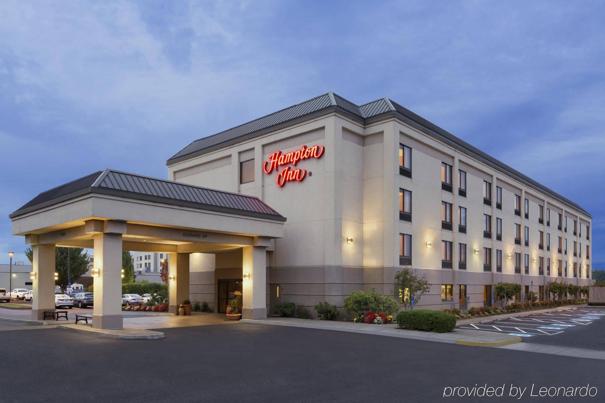 Hampton Inn Portland Airport Exterior foto