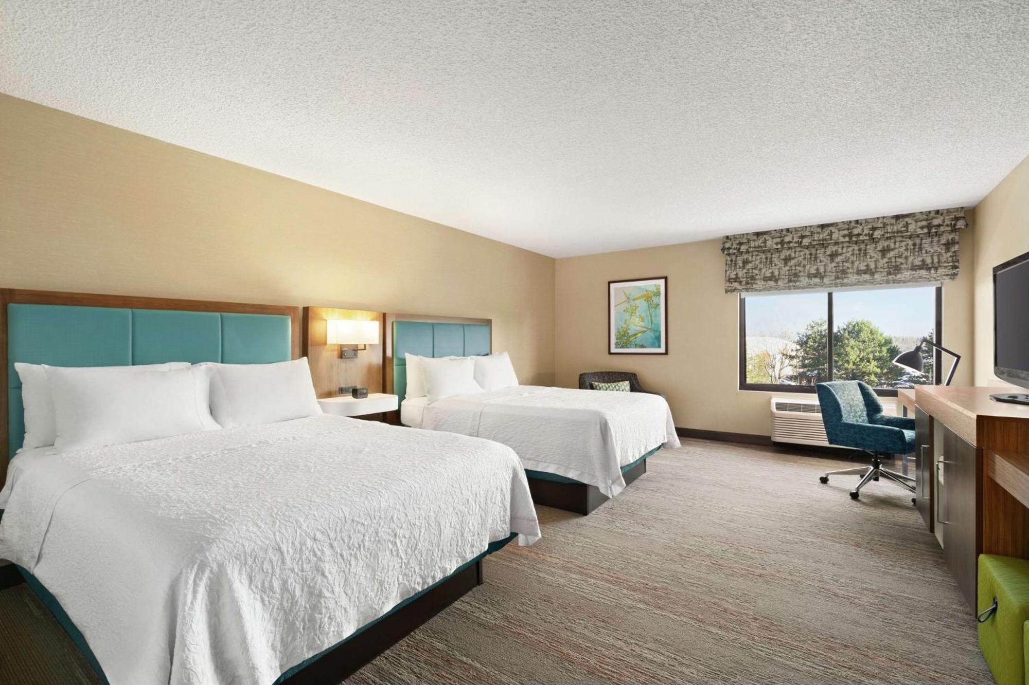 Hampton Inn Portland Airport Exterior foto