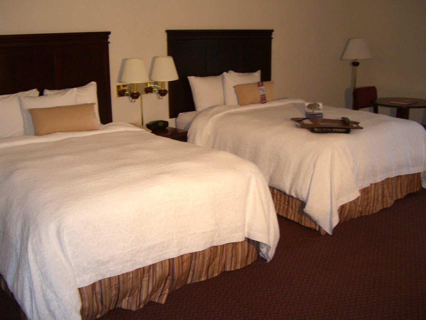 Hampton Inn Portland Airport Exterior foto
